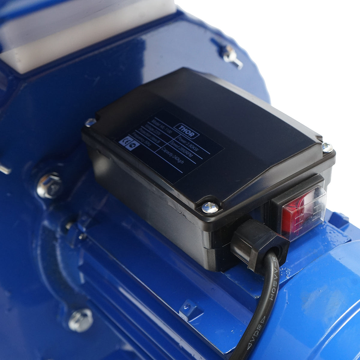 Electric grain mill 3.9 KW, 220V, speed 2850 r/min, capacity 240 Kg/h, 4 sieves included THOR