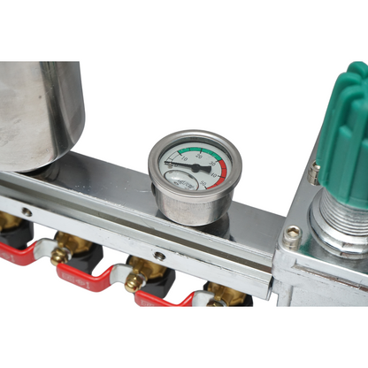 Herbicide distributor with 4 horse power, glycerin manometer 49 bar