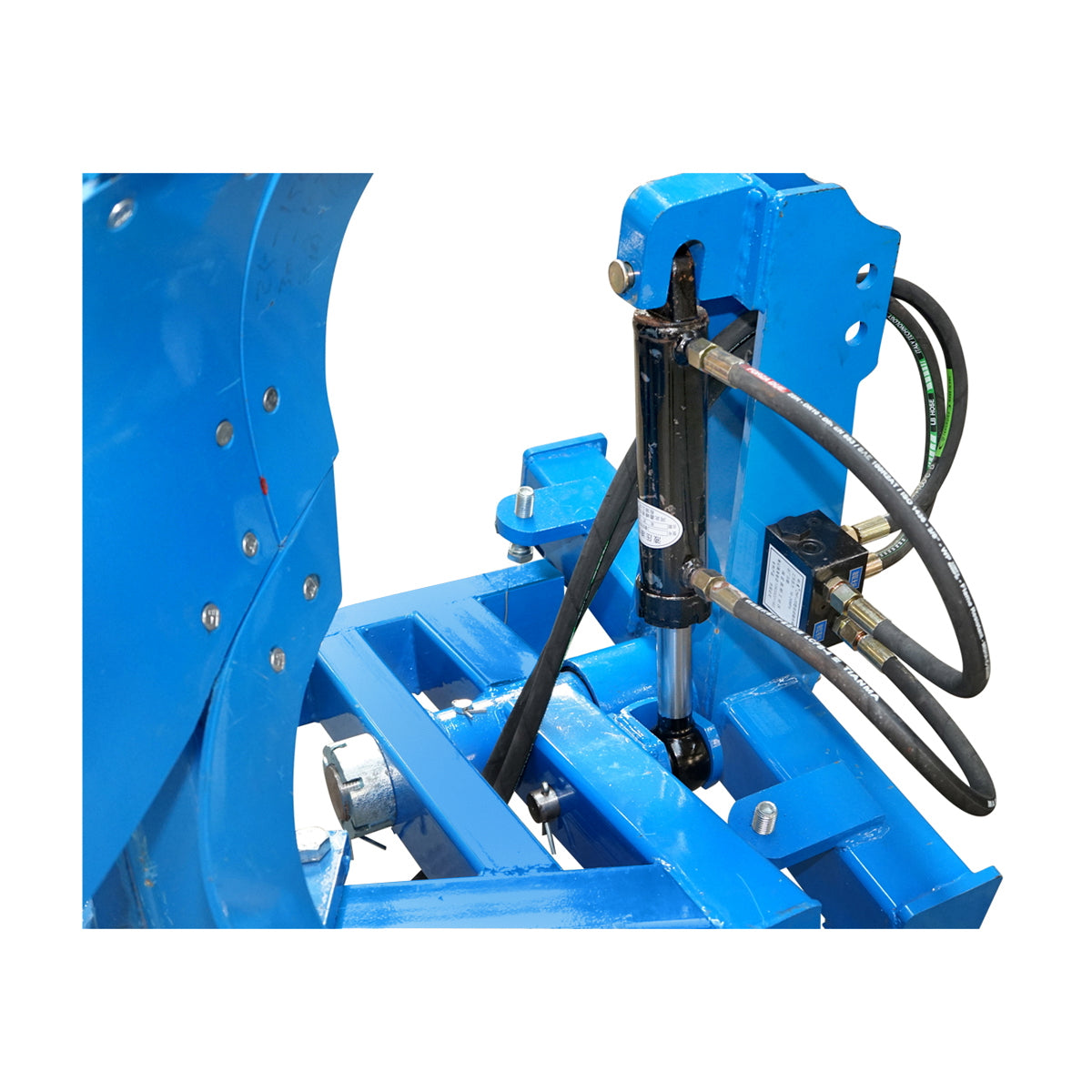 Agricultural plow with 2 blades and full reversible hydraulic cormanes Konig Traktoren